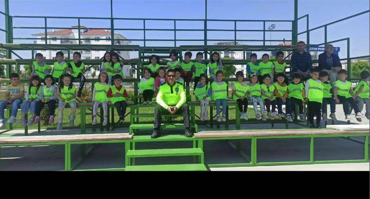 Trafik kurallarını ihlal edenlere ceza yağdı! 416 binden fazla araç - Resim: 9